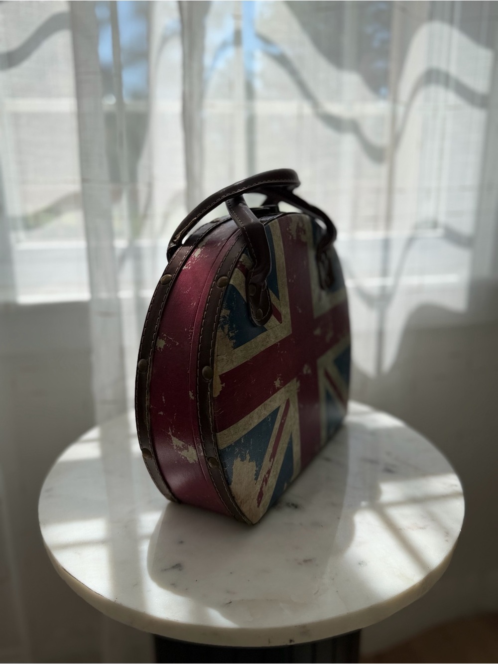 Vintage Union Jack Round Storage Case – Decorative Hat Box - Picture 2 of 3